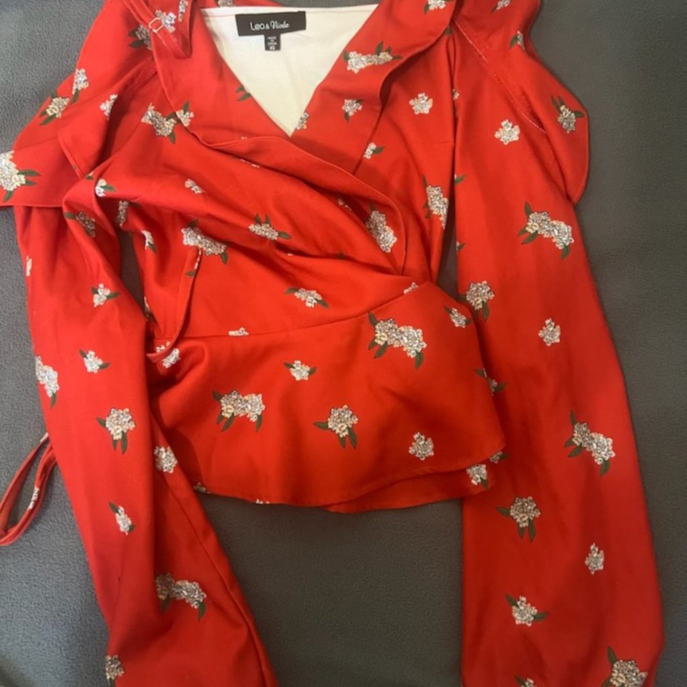 Lea & Viola top